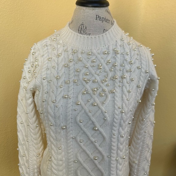 Hyacinth House Tuckernuck “Ellis” Cream  Sweater With Pearls Size XS New! - Picture 7 of 11